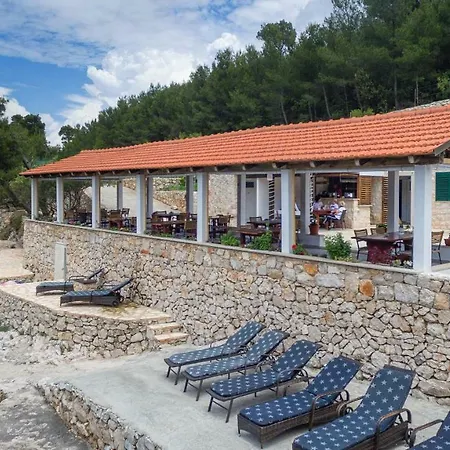 Golden Bay Hvar