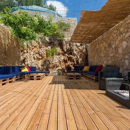 Golden Bay Hvar Apart Otel