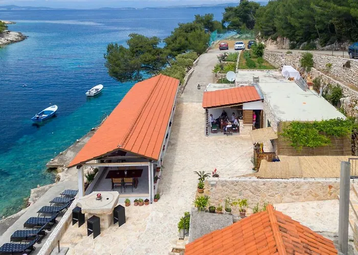 Golden Bay Hvar