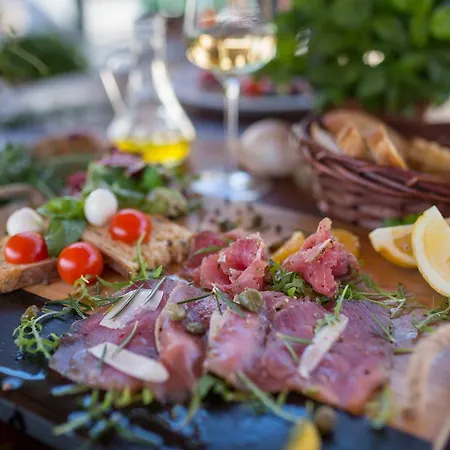 Appart hôtel Golden Bay Hvar 4*