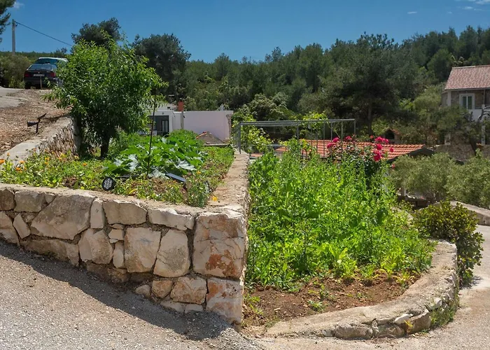 Golden Bay Hvar